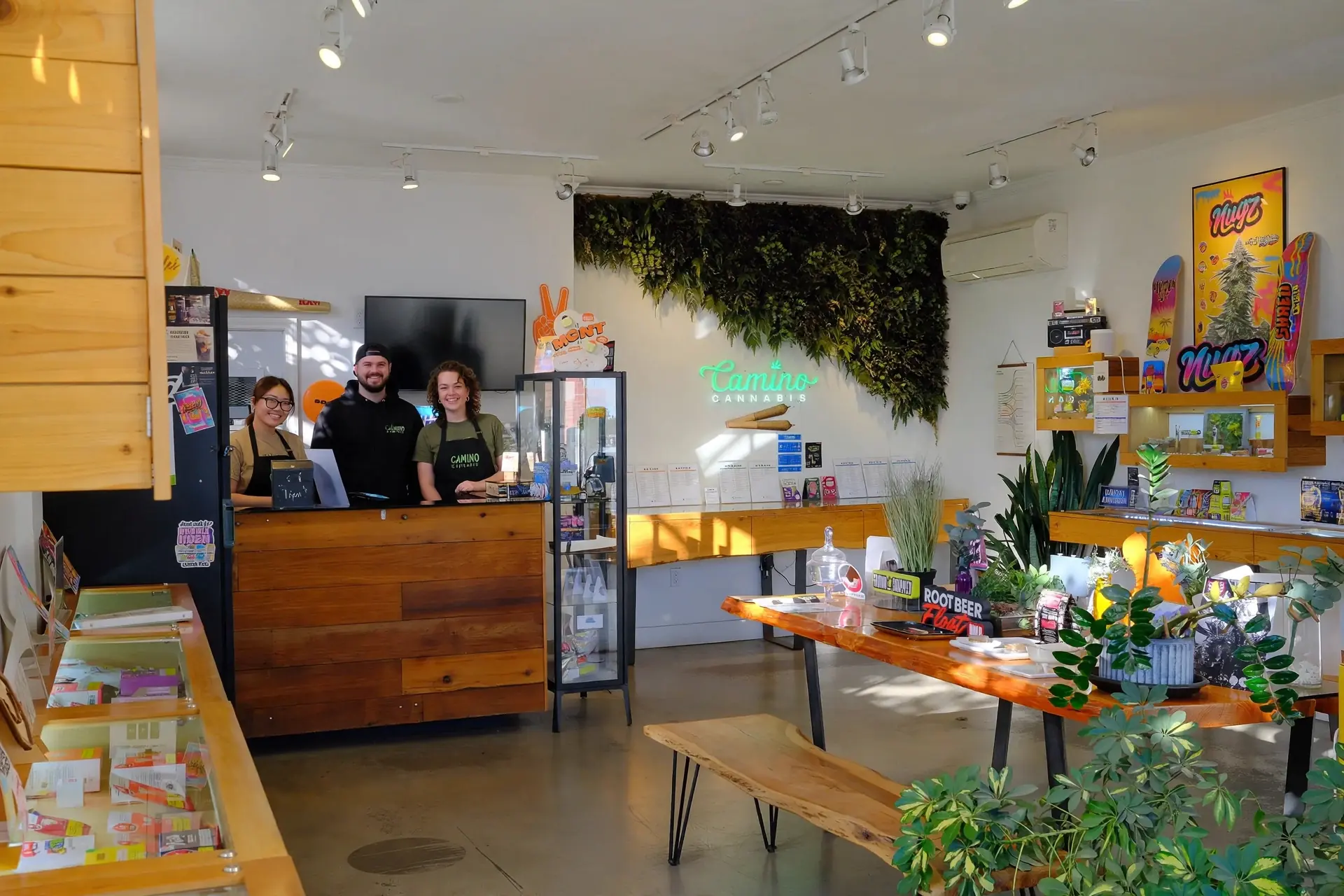 Team photo of the staff at Camino Cannabis